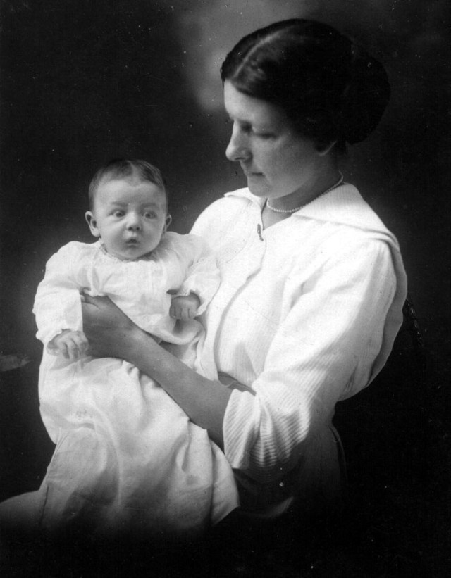 Rosamonds 1913 June &  Mary