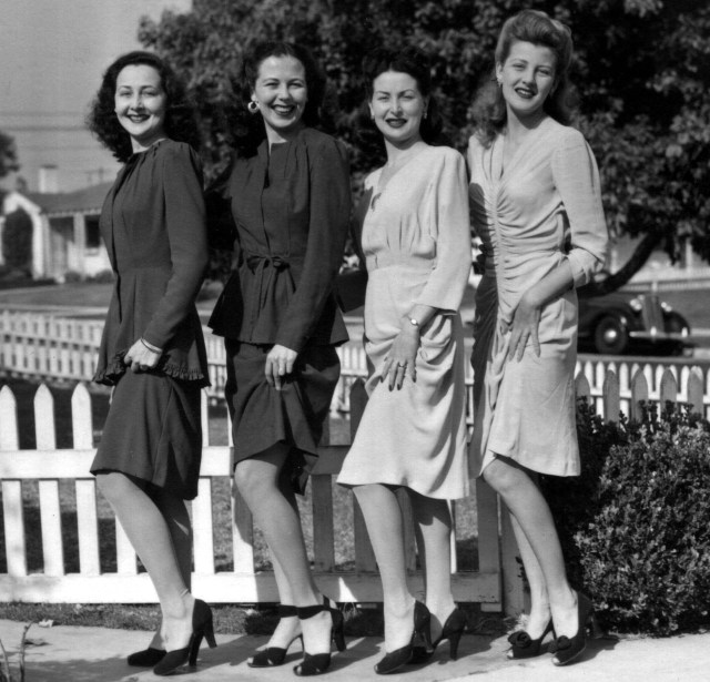 Rosamonds 1942 June, Bonnie, Rosemary & Lillian