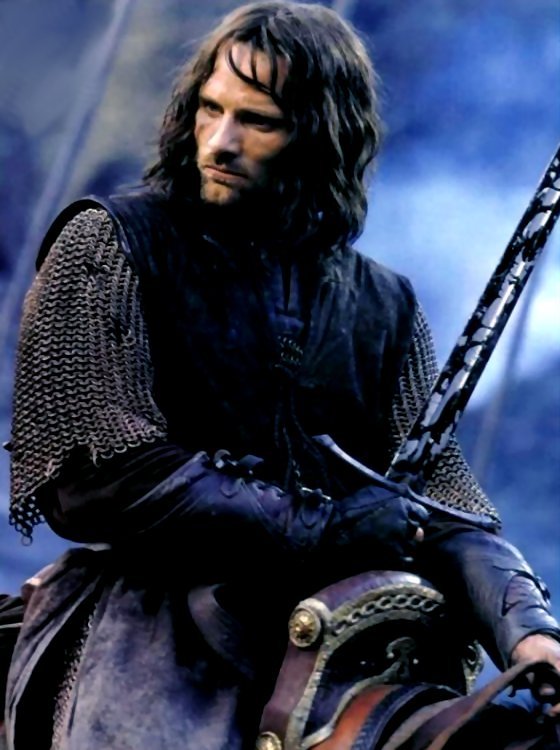 Aragorn-lord-of-the-rings-31401340-560-750