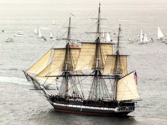 USS_Constitution_1997