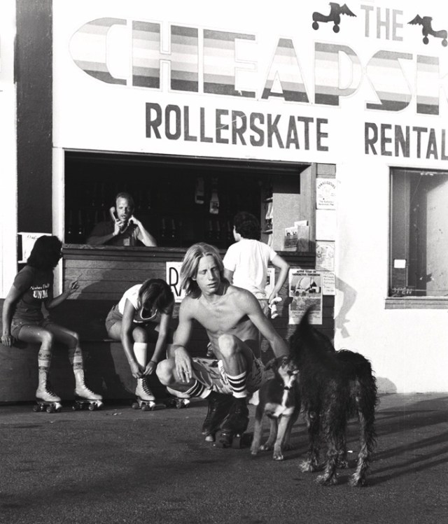 vintage-venice-beach-rollerskate