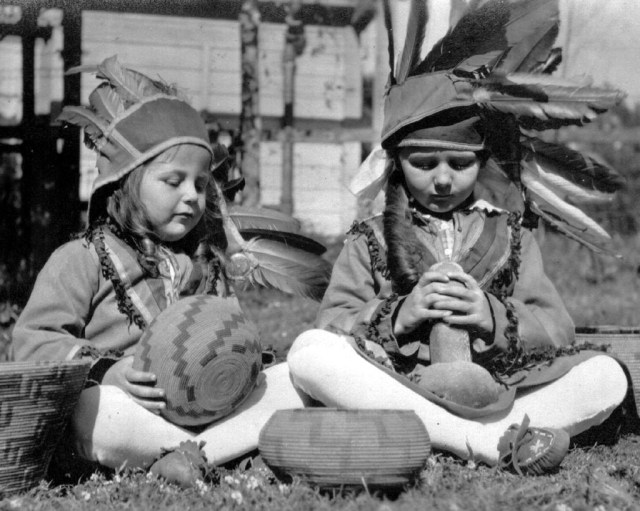 Rosamonds 1919 June &amp; Bonnie