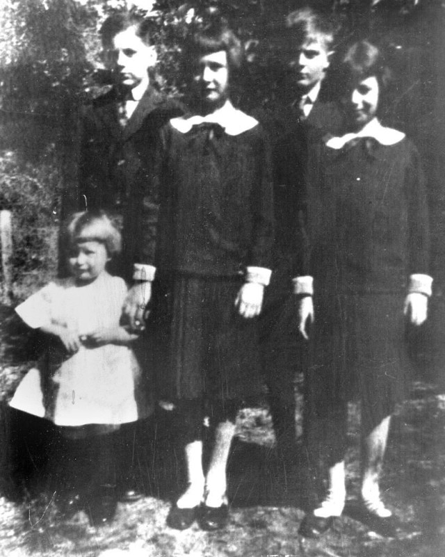 Rosamonds 1925 Rosemary, June &amp; Bonnie, Harold &amp; Bob Kelly b