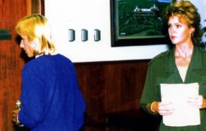 PKT5121-374853 MARTINA NAVRATILOVA TENNIS PLAYER FORT WORTH, TEXAS-Tennis star Martina Navratilova turns away from Judy Nelson (R) after an apparent disagreement.