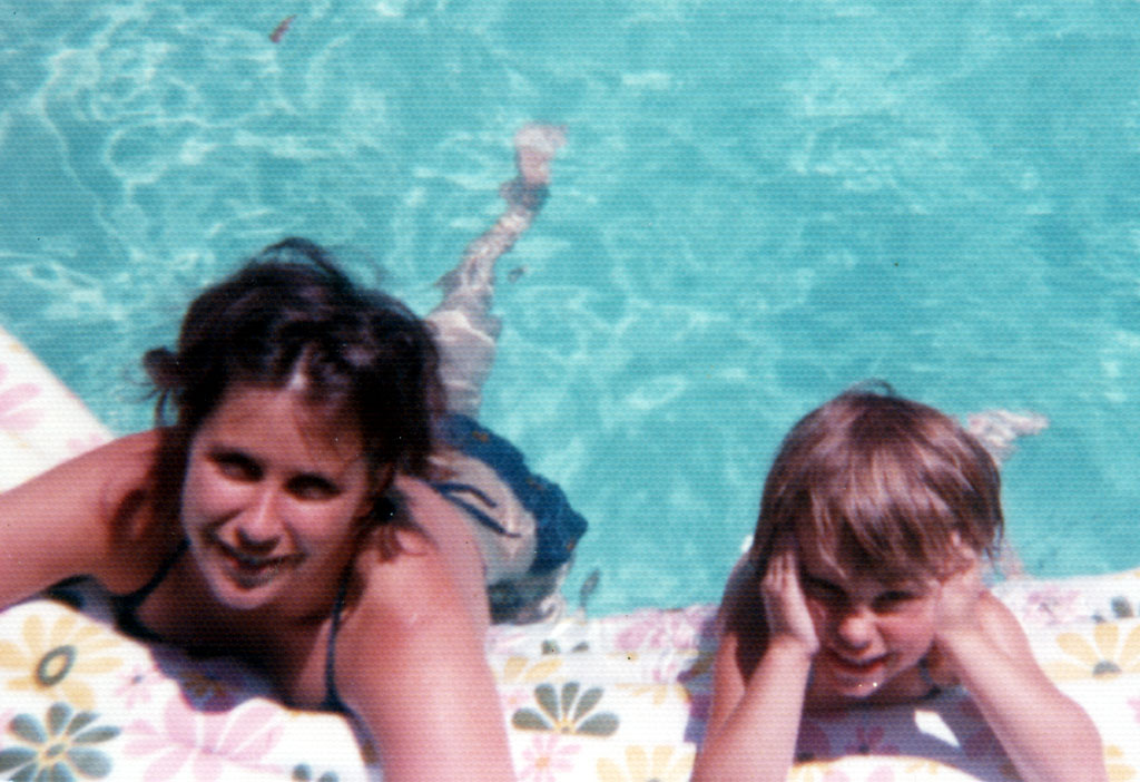 Christine 1972 Shannon in Pool