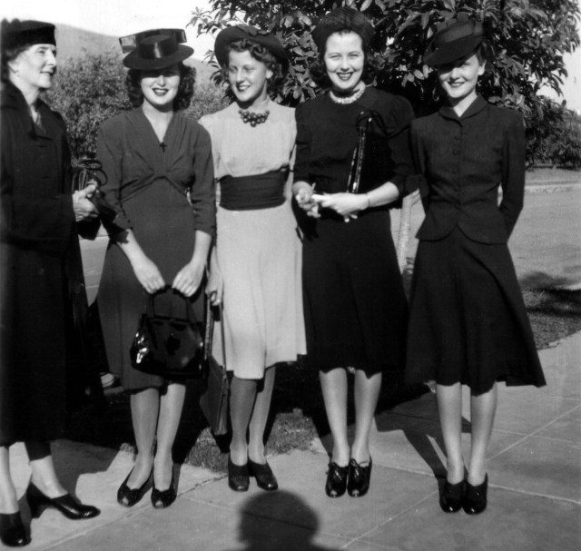 Rosamonds 1939 Mary, Rosemary, Lilian, Bonnie & June