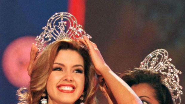 Miss Venezuela, Alicia Machado smiles after winning the 1996 ''Miss Universe'' crown May 17. Ninetee..