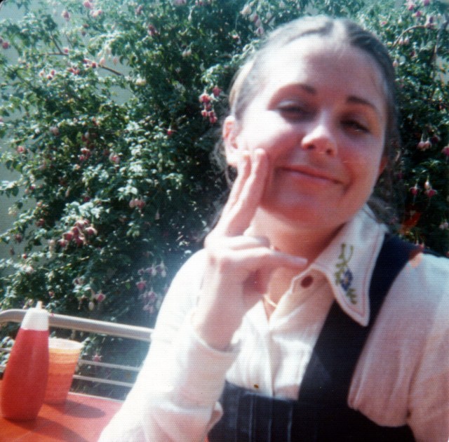 christine-1975-at-glendon-house-2