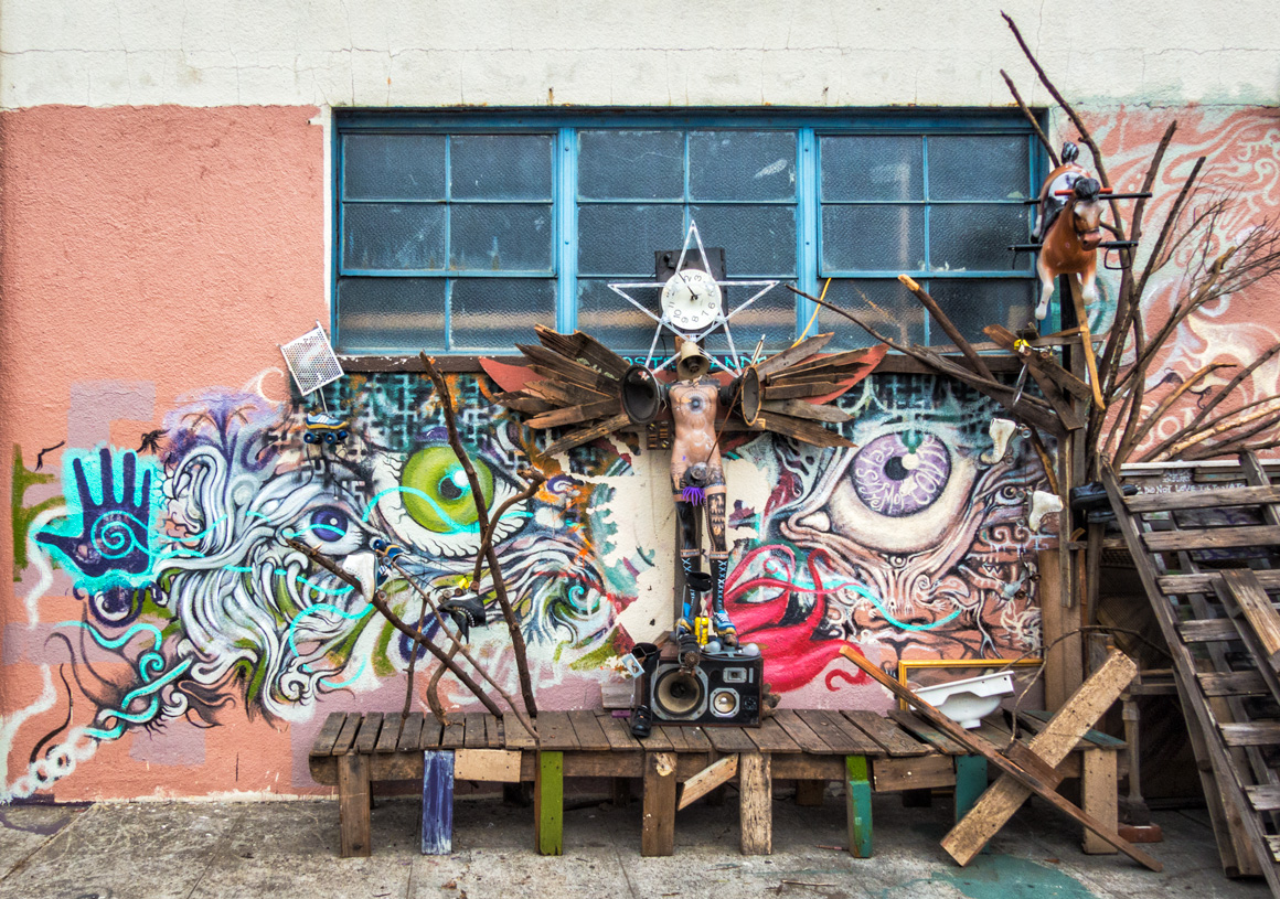 Fruitvale street art in Oakland