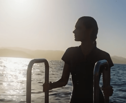 This image has an empty alt attribute; its file name is godd25.png