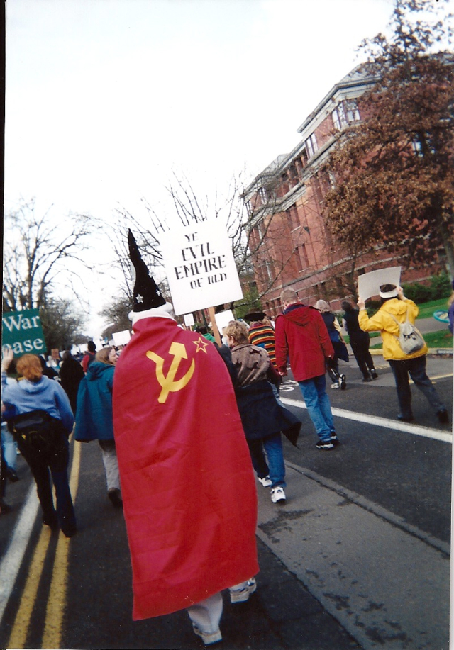 This image has an empty alt attribute; its file name is gregg234.jpg