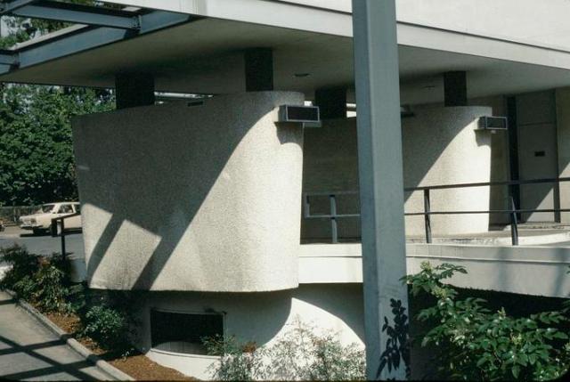 Digitized by Two Cat Digital Inc. Kodak HR500 Universal film scanner ICC Profile: Adobe RGB 1998 Colorspace: Adobe RGB 1998