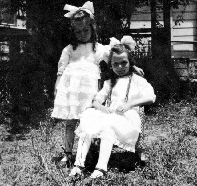 Rosamonds 1918 June &amp;  Bonnie