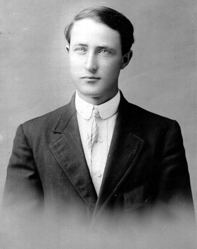 rosamonds-1912-frank-wedding-2